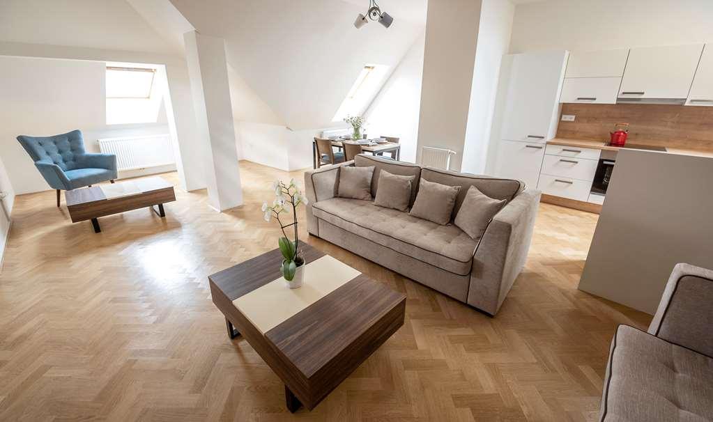 Letna Garden Suites — Photos 1